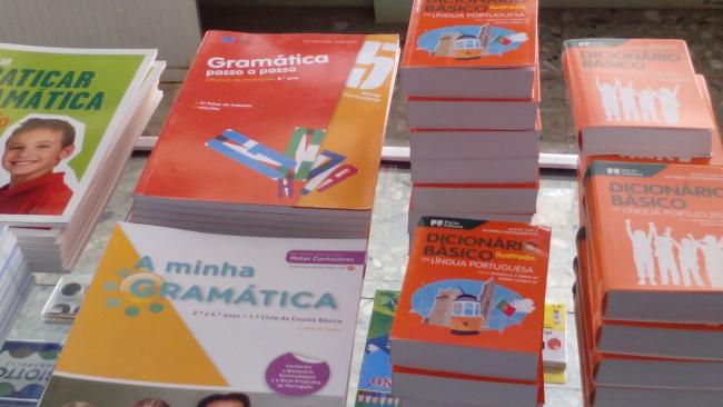 Schulbücher für den Unterricht auf Kap Verde.